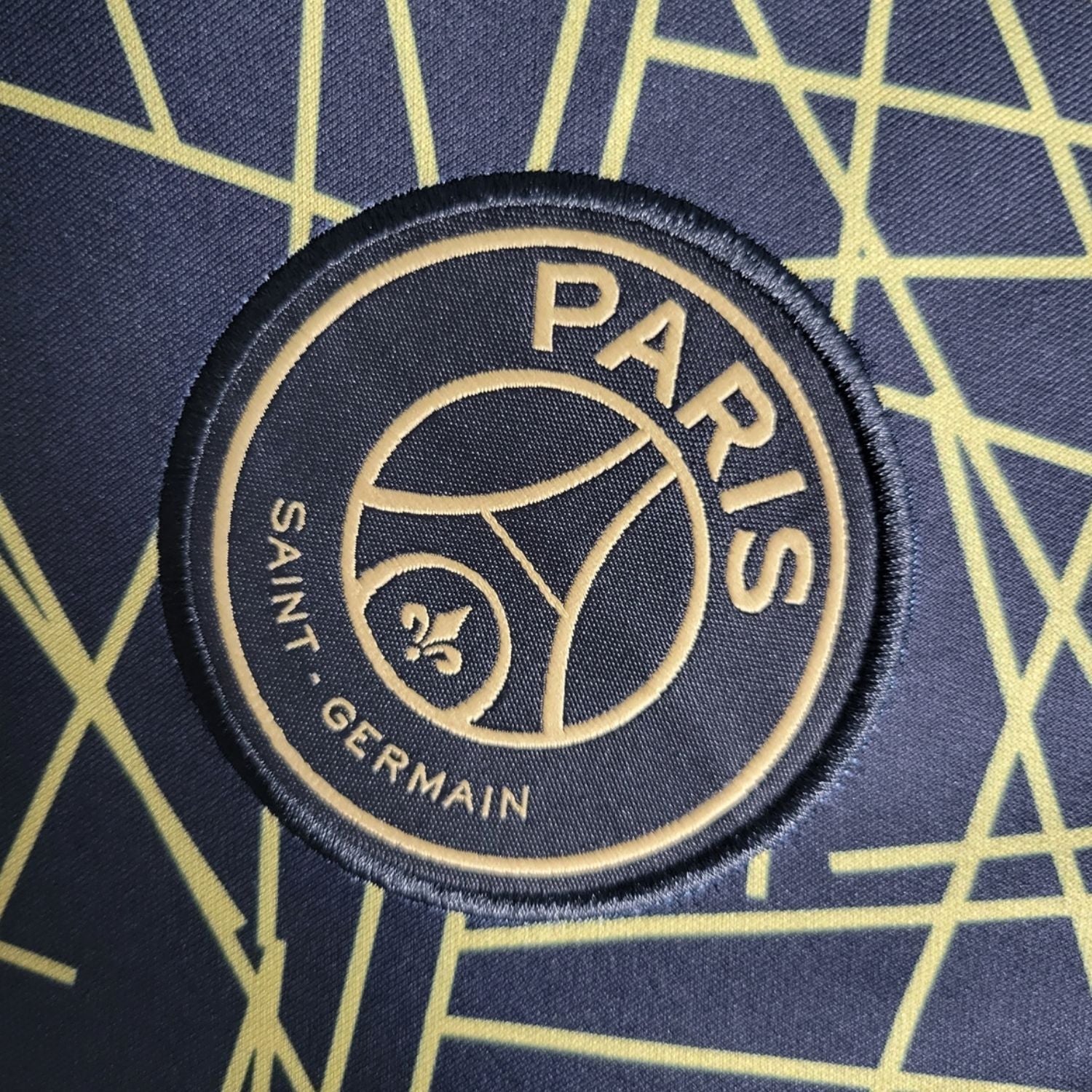 22-23 PSG Jersey 4th