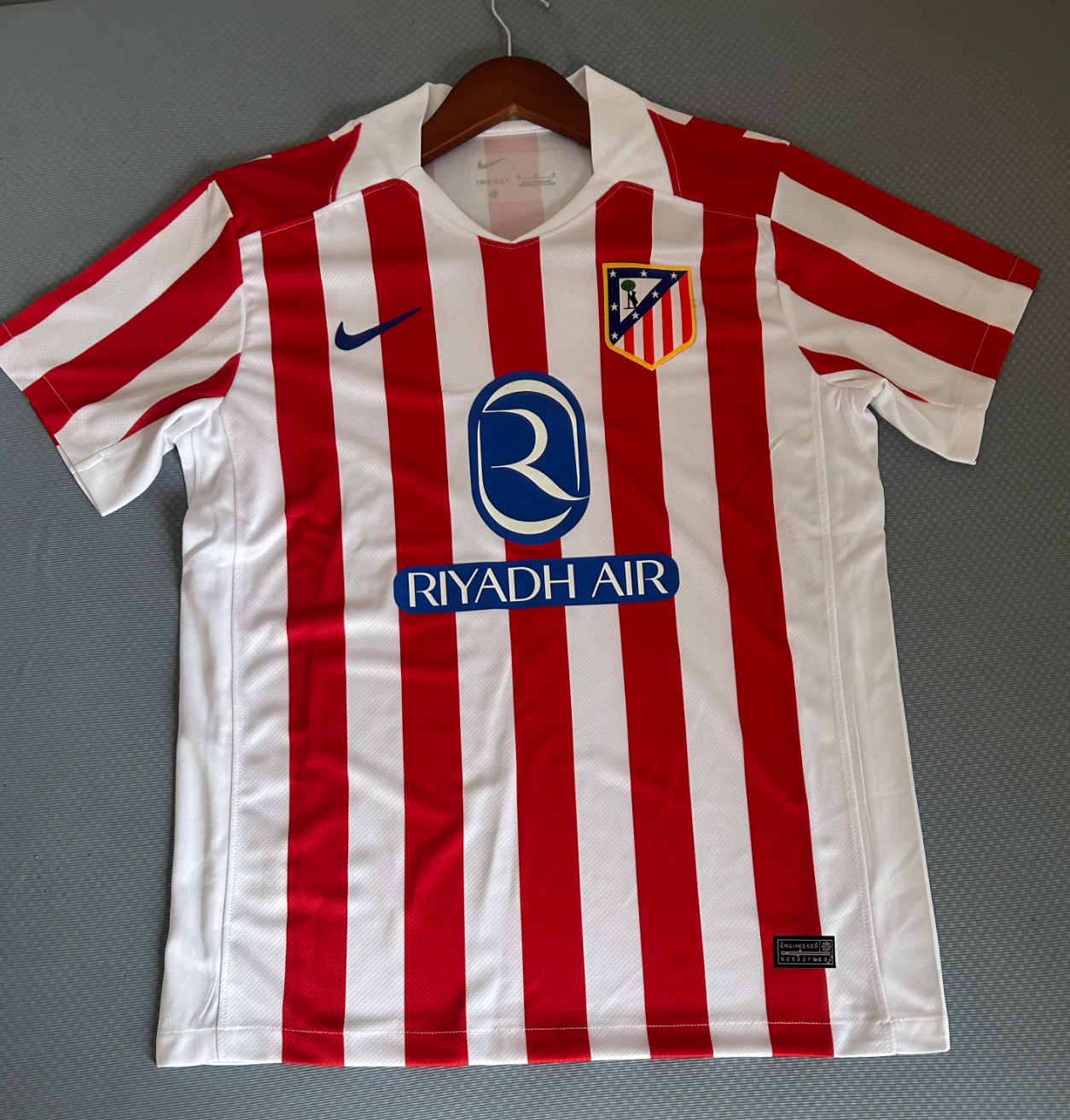 Atletico Madrid Jersey - 2025-2026 Home
