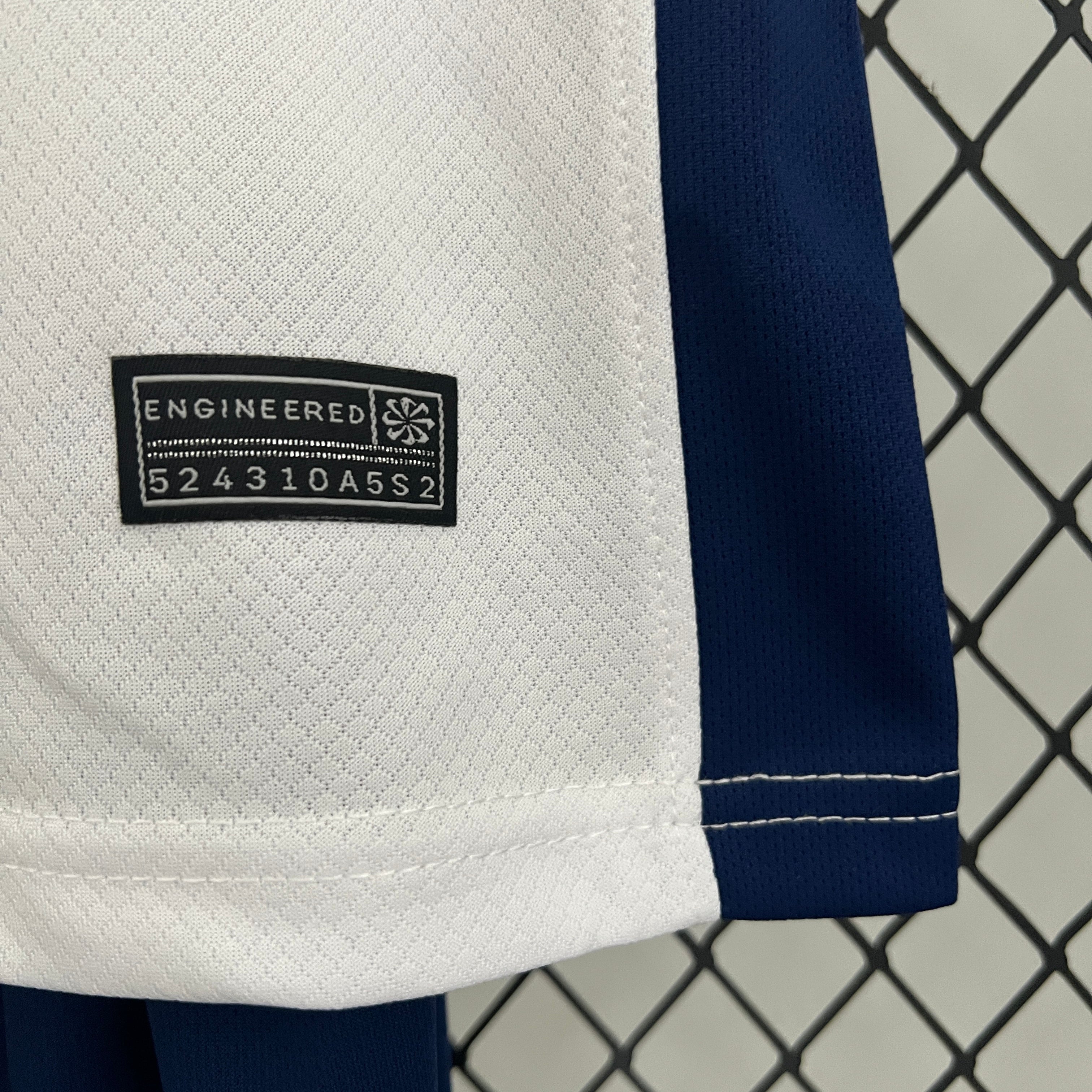 England 24/25 Kids Football shirt 8