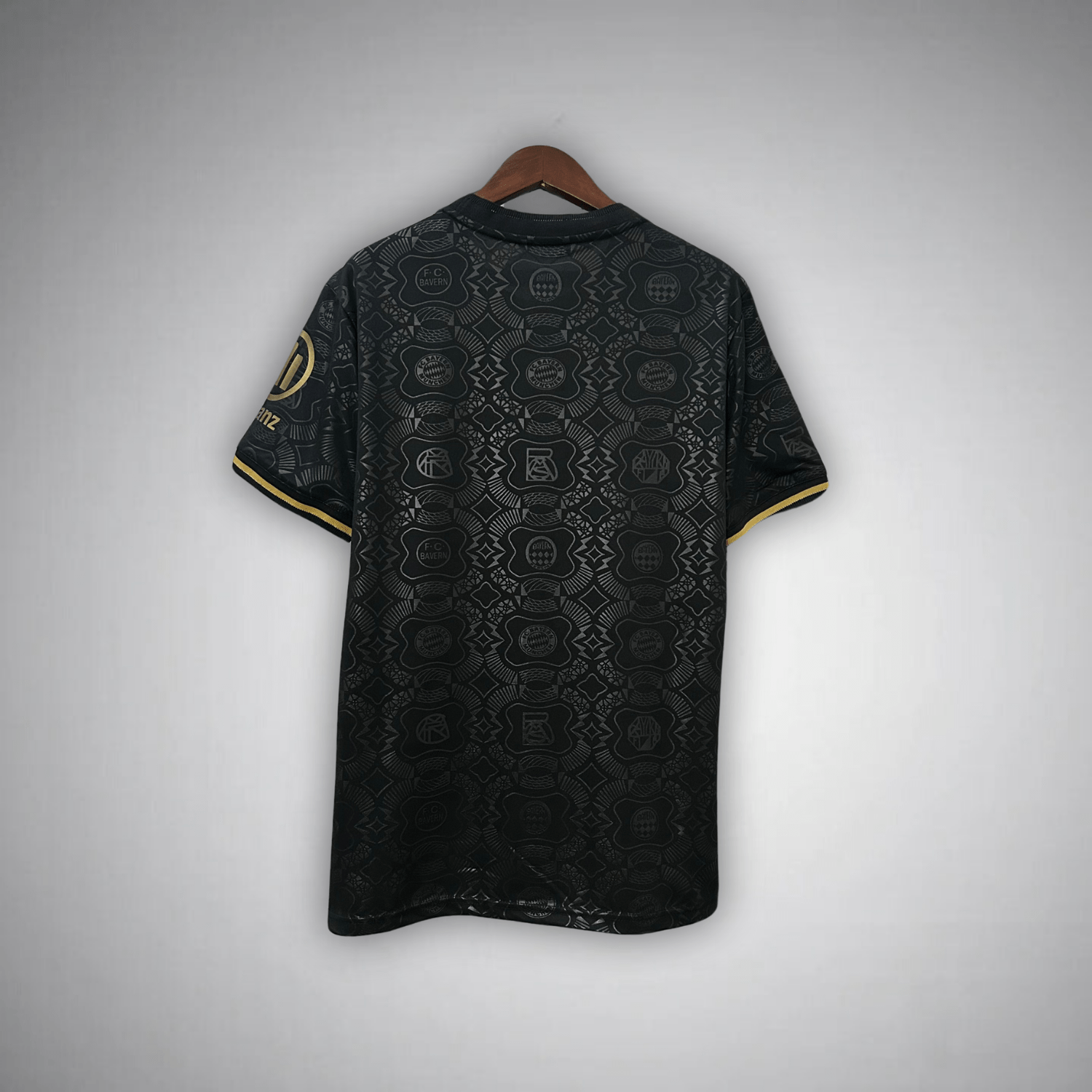 FC Bayern Jersey Luxe Chrome