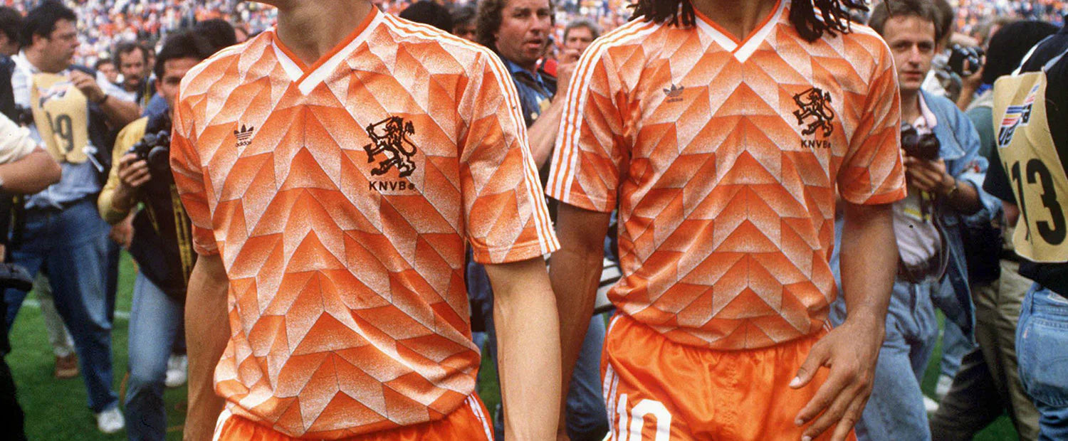 The Reasons Behind The Meteoric Rise Of Retro Football Shirt