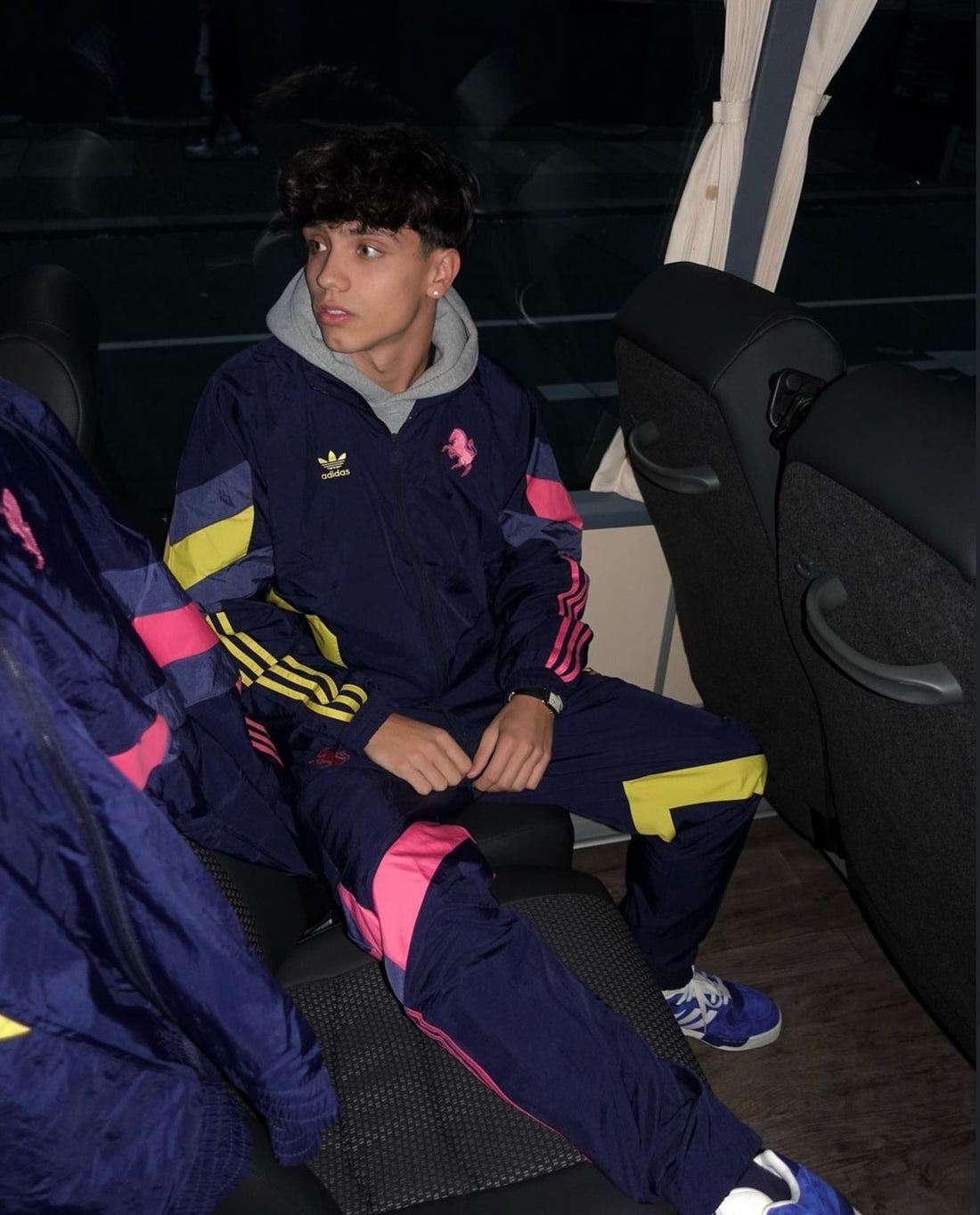 juventus soccer windbreaker