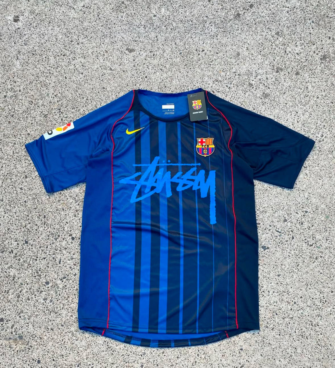 fc-barcelona-stussy-shirt-limited-edition