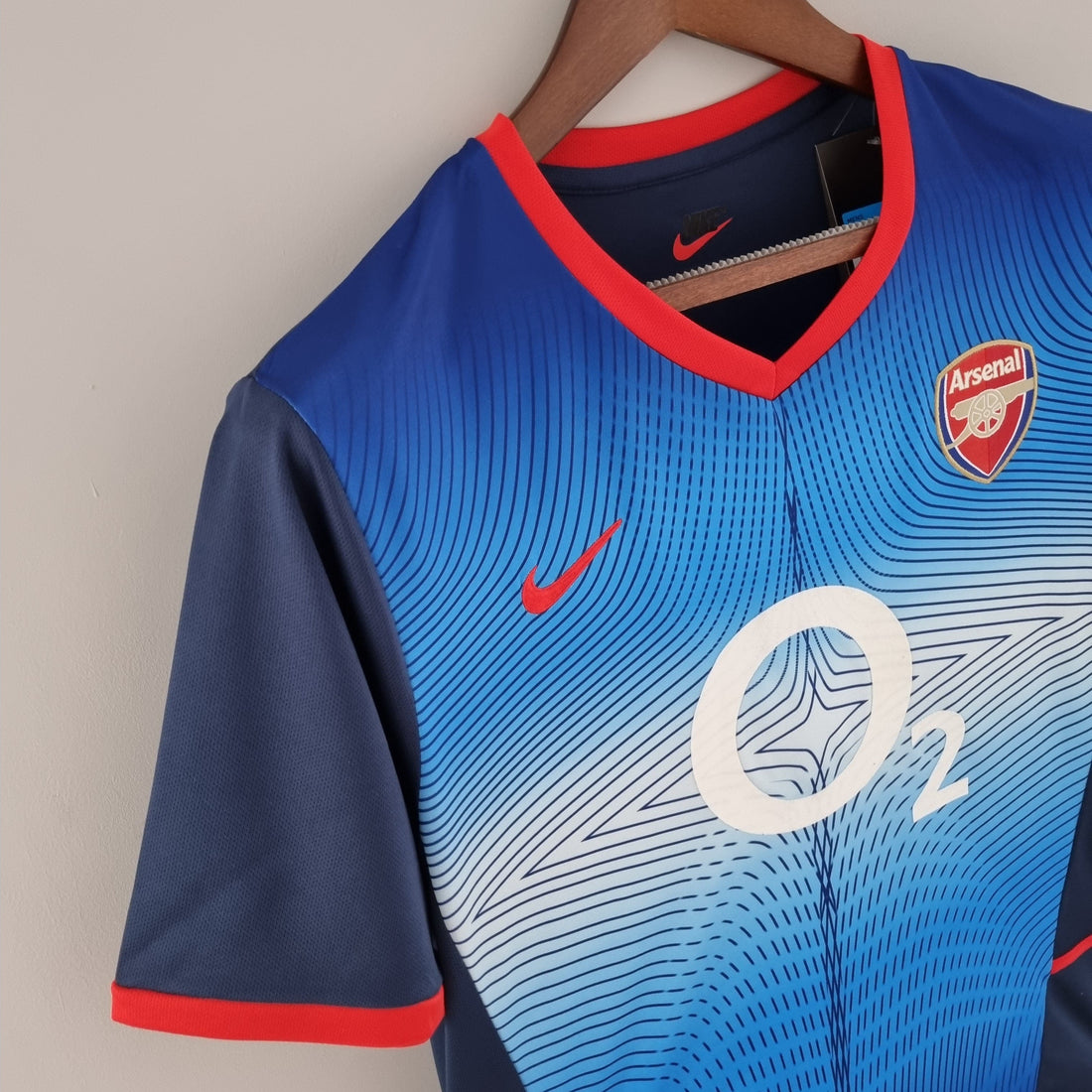 2002-04-arsenal-away-retro-shirt
